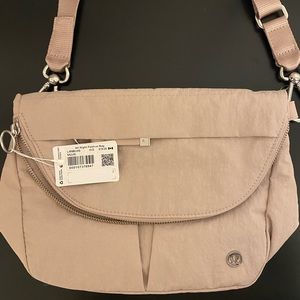 Lululemon All Night Festival Bag